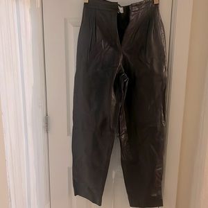 Egg plant color real leather trousers ( Missing Zipper)